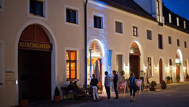 Tango-films-with-dance-in-the-cinema-Schloss-Seefeld Tango-films-with-dance-in-the-cinema-Schloss-Seefeld
